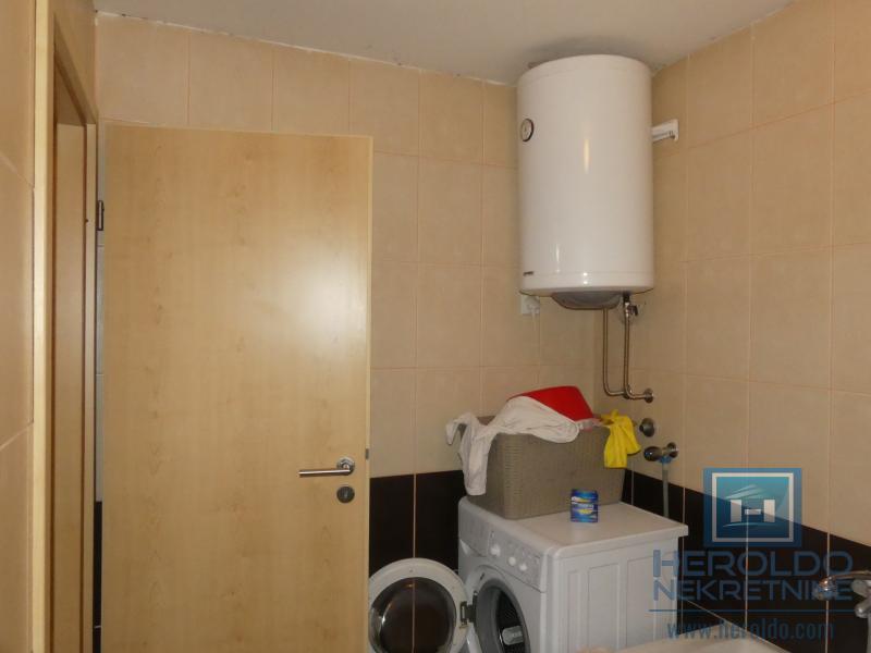 Prodaja stana – Najbolja lokacija! Idealno za porodicu i investiciju