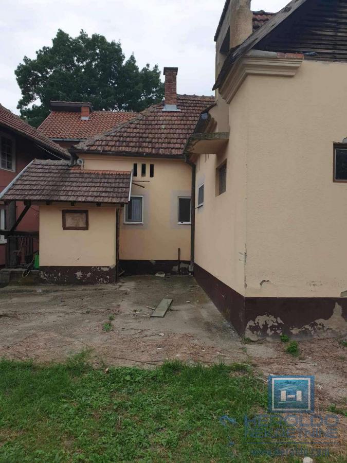 Kompletno seosko domaćinstvo u Sedlaru