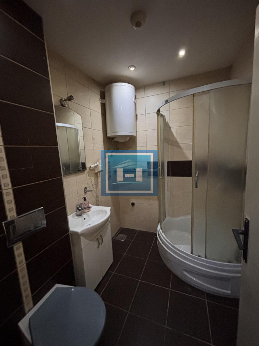 Izdaje se komforan stan -200e