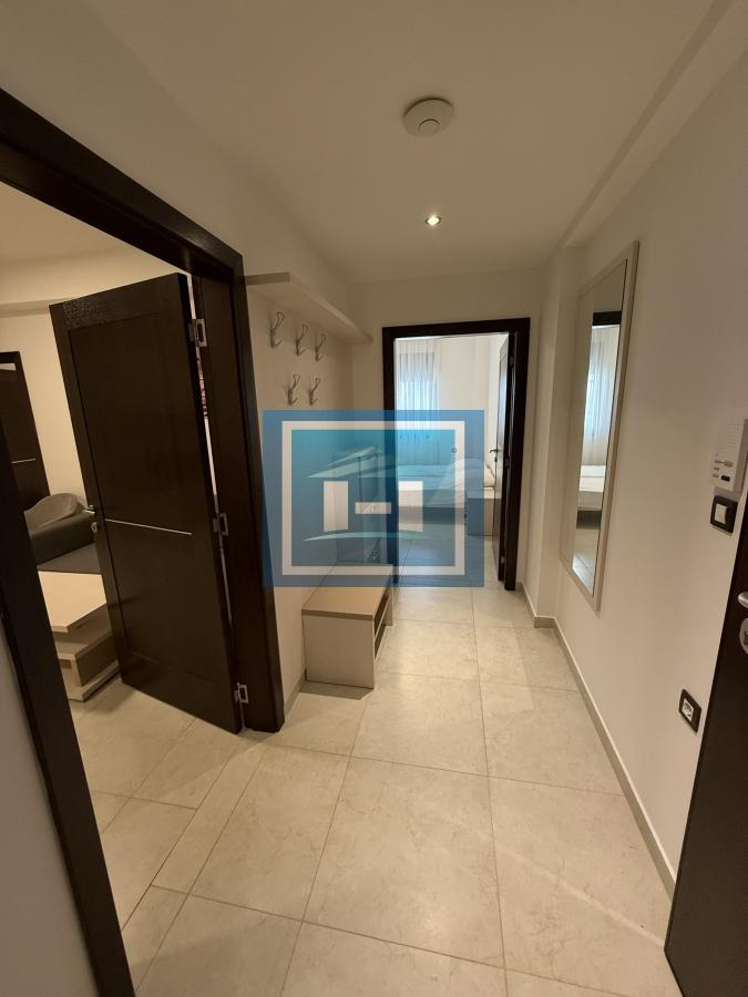 Veći luksuzan, namešten stan u Wing kompleksu