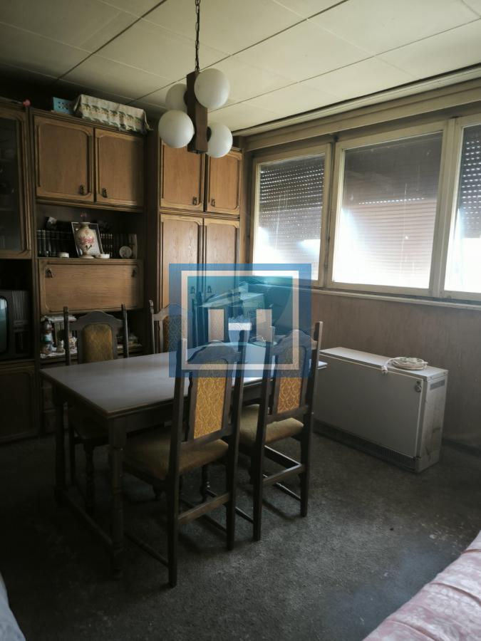 Tražiš stan za sređivanje? Lokacija TOP, potencijal OGROMAN!