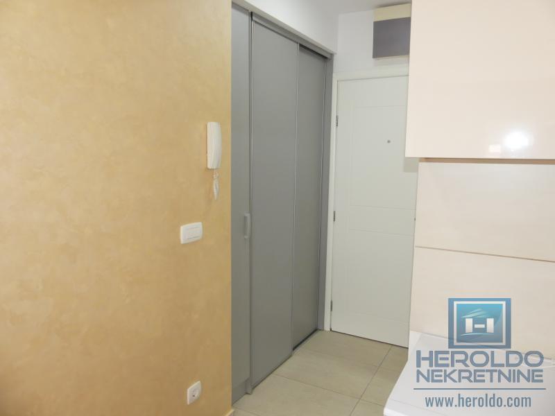 izdavanje/novogradnja/centar