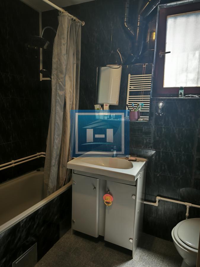 NA PRODAJU – DVE KUĆE + POMOĆNI OBJEKAT – SVE FULL!