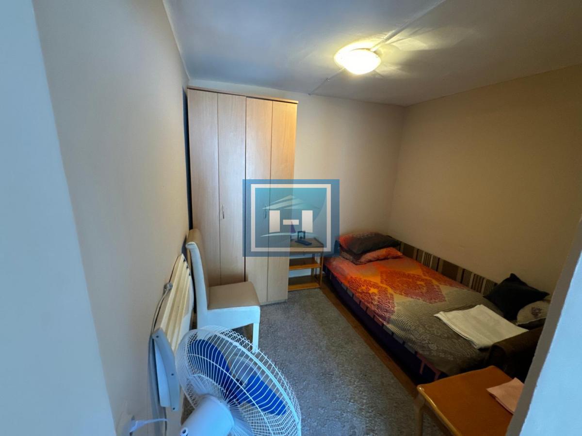 Kuća 90 m², 4 ulaza, 2 kupatila, dvorište – Admirala Geprata, centar Beograda