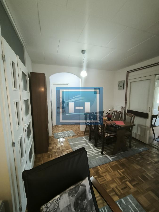 Na prodaju stan u prizemlju – 61m², blizina centra Ćuprije!