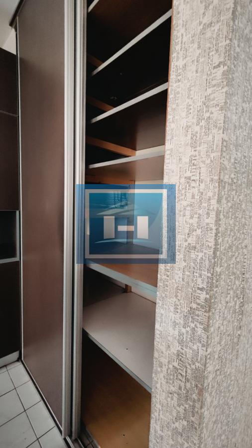 Kompletno namešten stan u užem centru grada