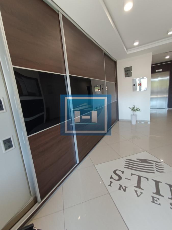 Prelep četverosoban stan kod Akva parka