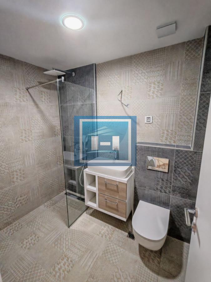 Trosoban stan u novogradnji odmah useljiv