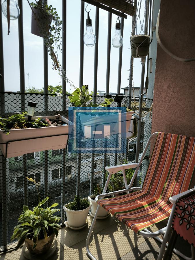 Potpuno renoviran stan u centru Ćuprije