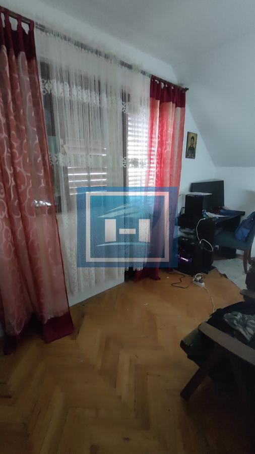 Kuća u okolini Jagodine na dva nivoa odmah useljiva sa svim priključcima