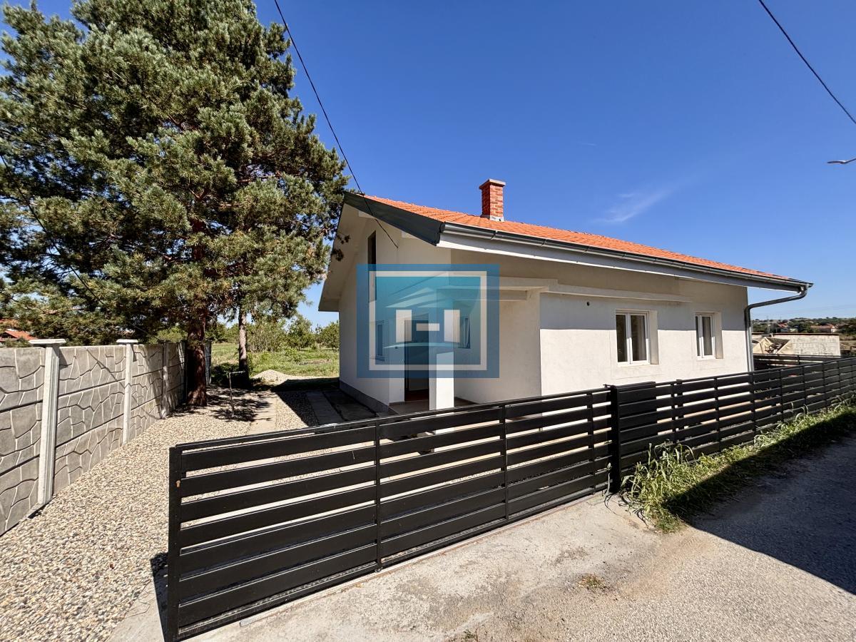 Nova prizemna kuća na mirnoj lokaciji