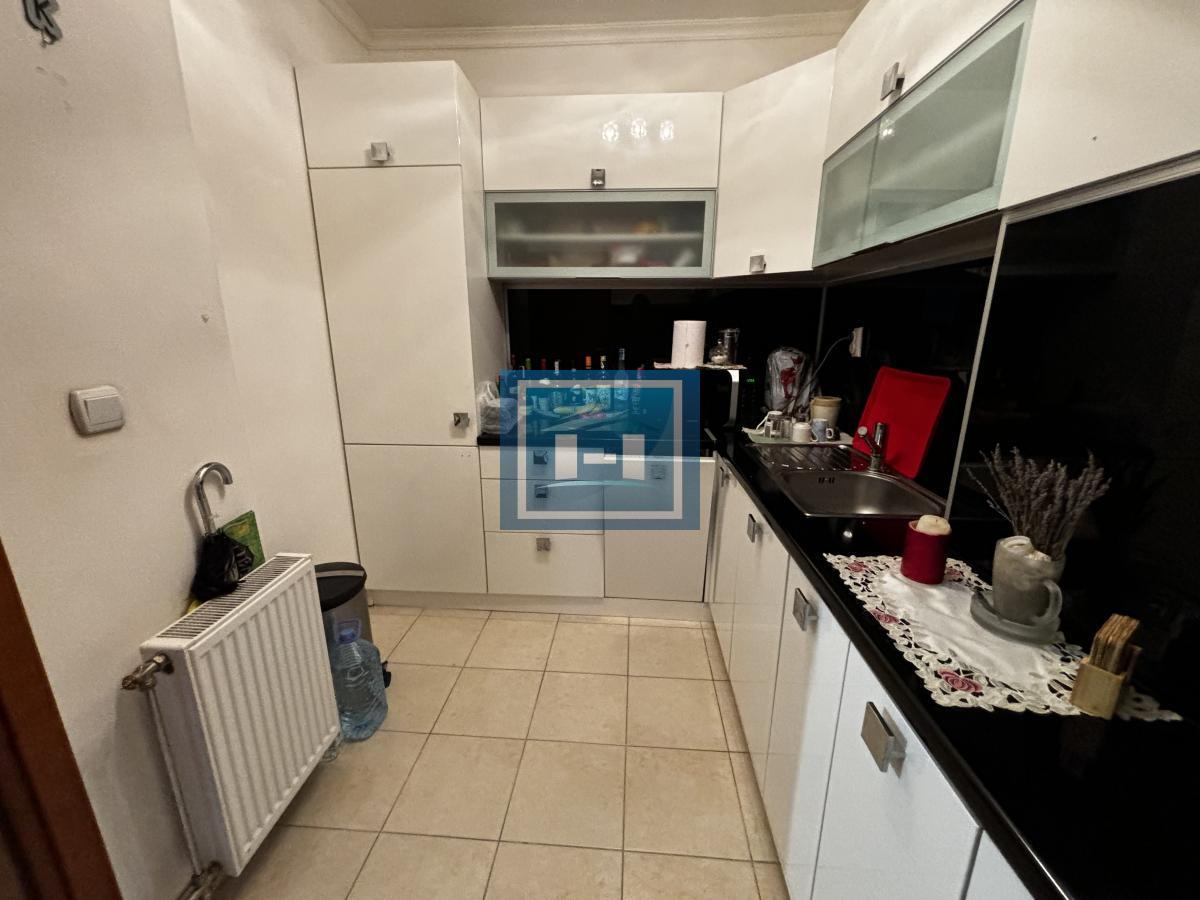 Prelep komforan stan u strogom centru Jagodine – idealna lokacija!