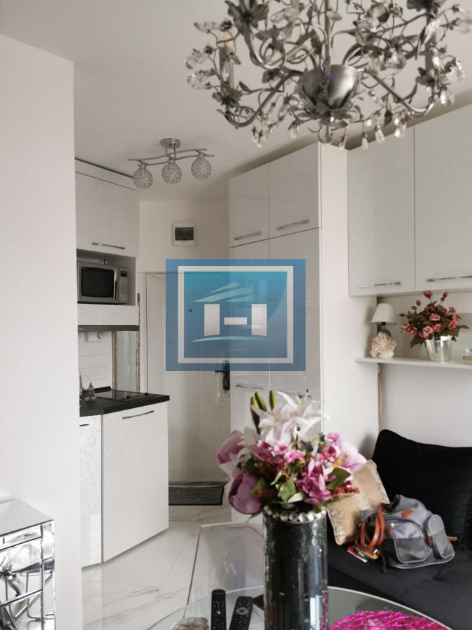 Dorćol + renoviran = $