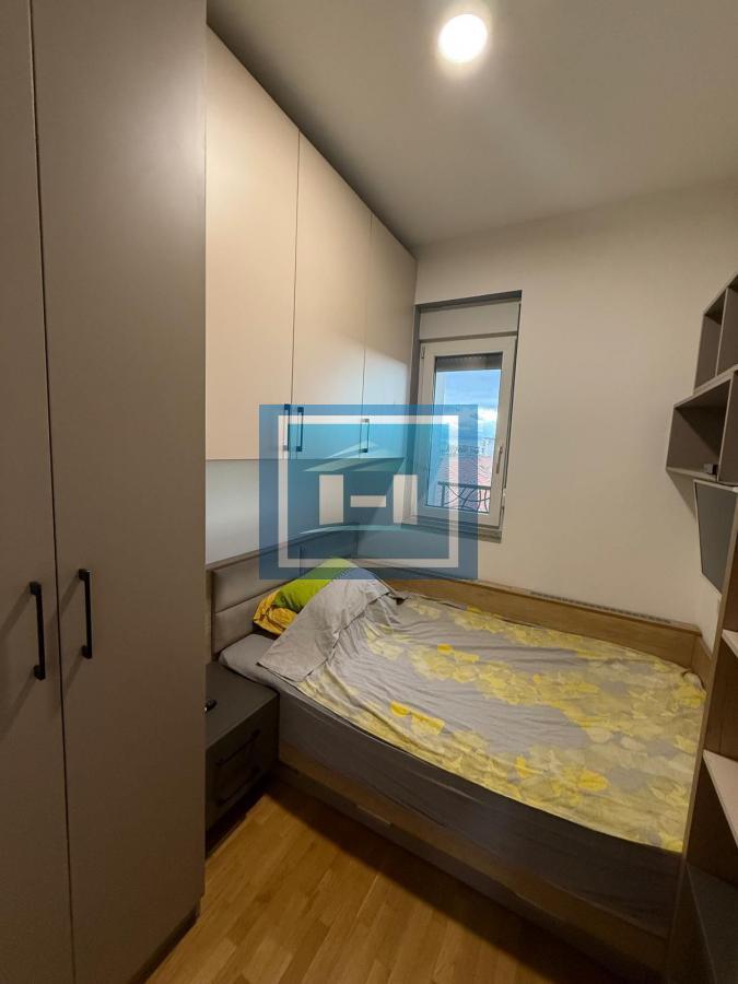 Zvezdara - Lux namešten stan 30 m² sa parkingom