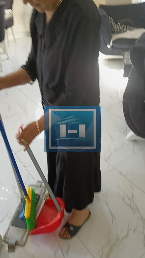 Idealno za preduzetnike – Kuća sa halom i vagom do 60 tona!