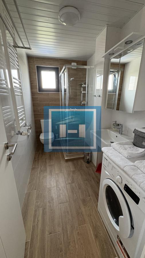 IZDAJE SE LUKSUZAN STAN U KOMPLEKSU CRNJANSKI – 45m²