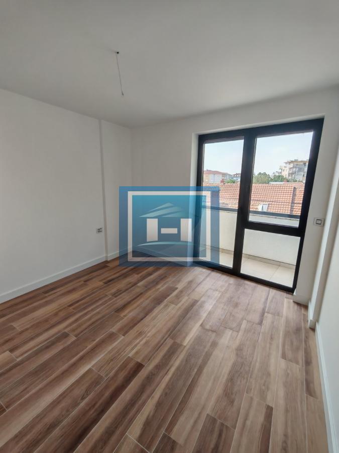 Trosoban stan u novogradnji odmah useljiv