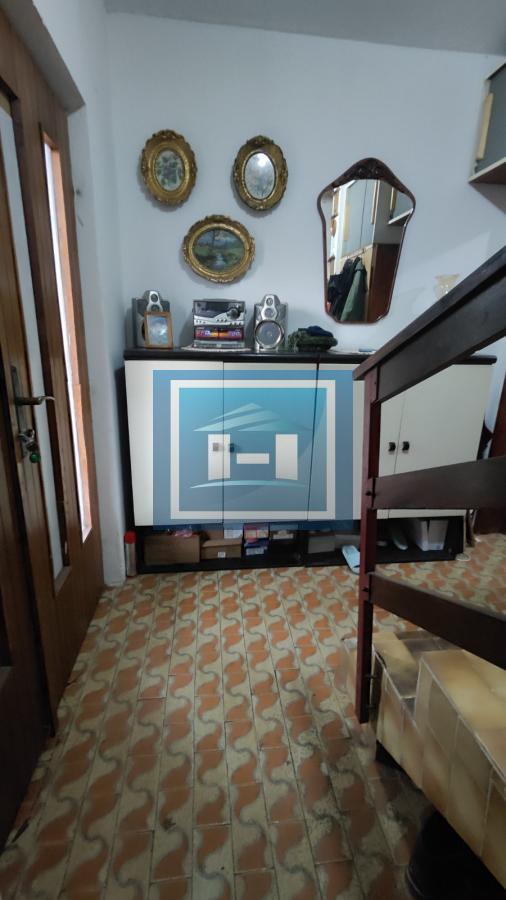 Kuća u okolini Jagodine na dva nivoa odmah useljiva sa svim priključcima