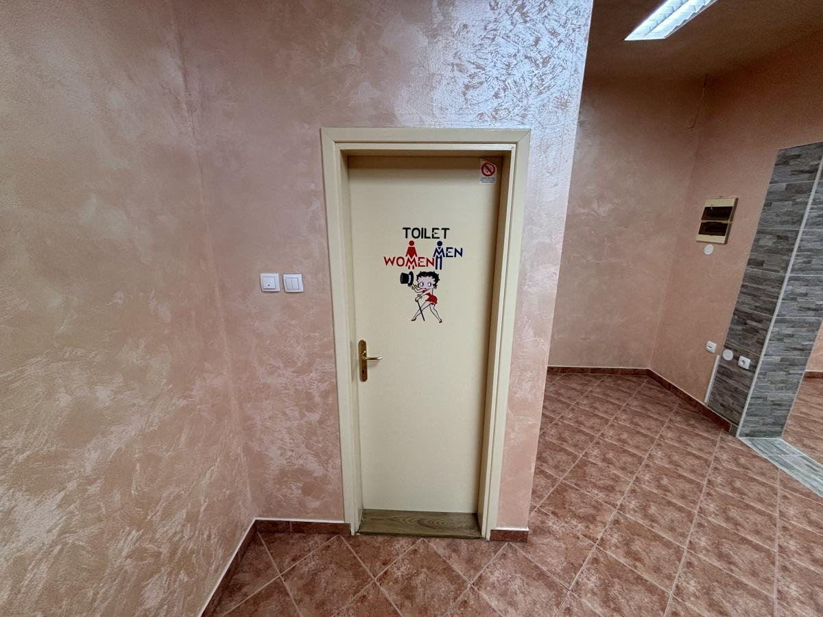 Izdaju se dva lokala spojena u jednom u centru Jagodine