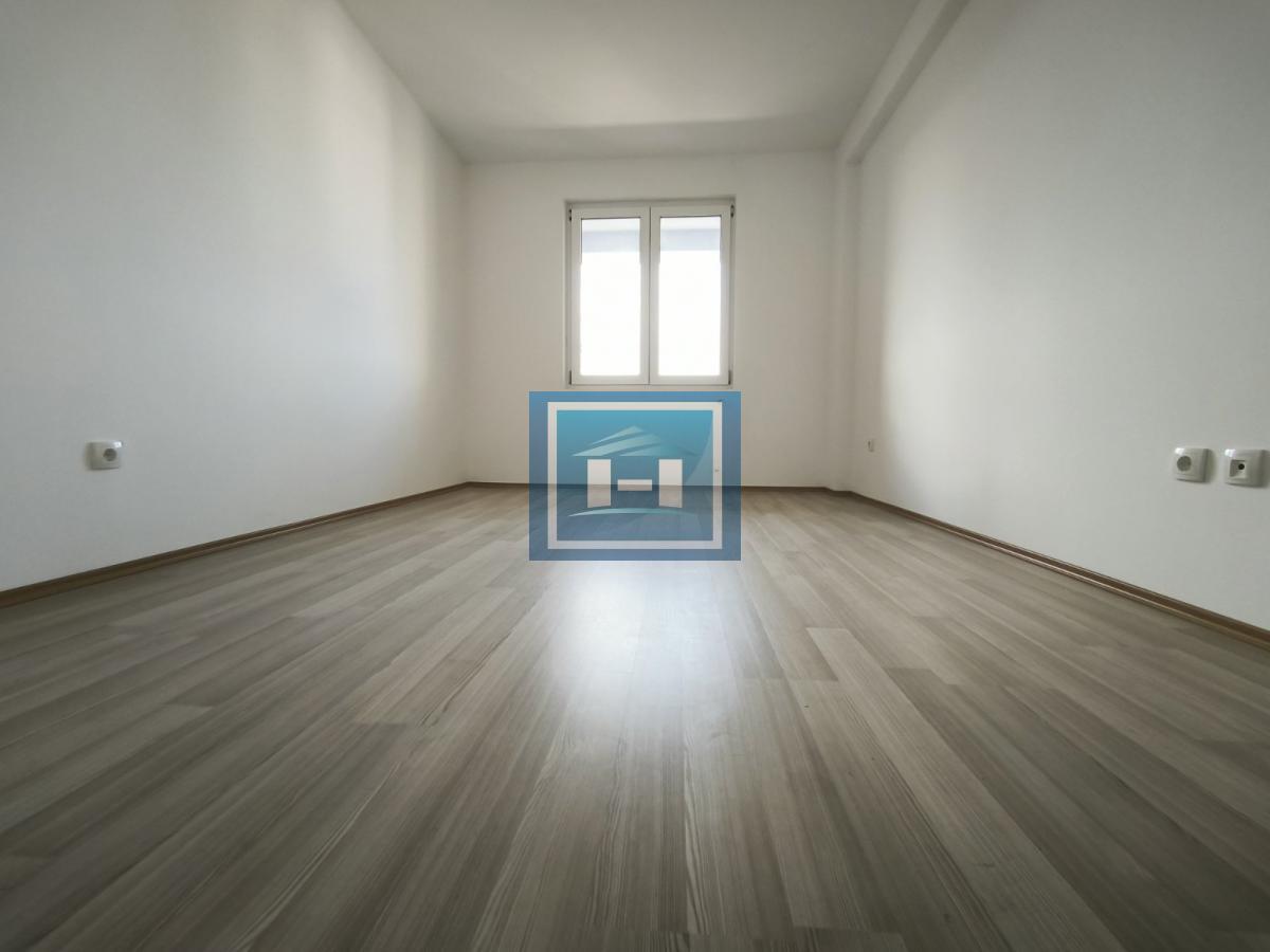 Na prodaju stan u novogradnji - Ćuprija