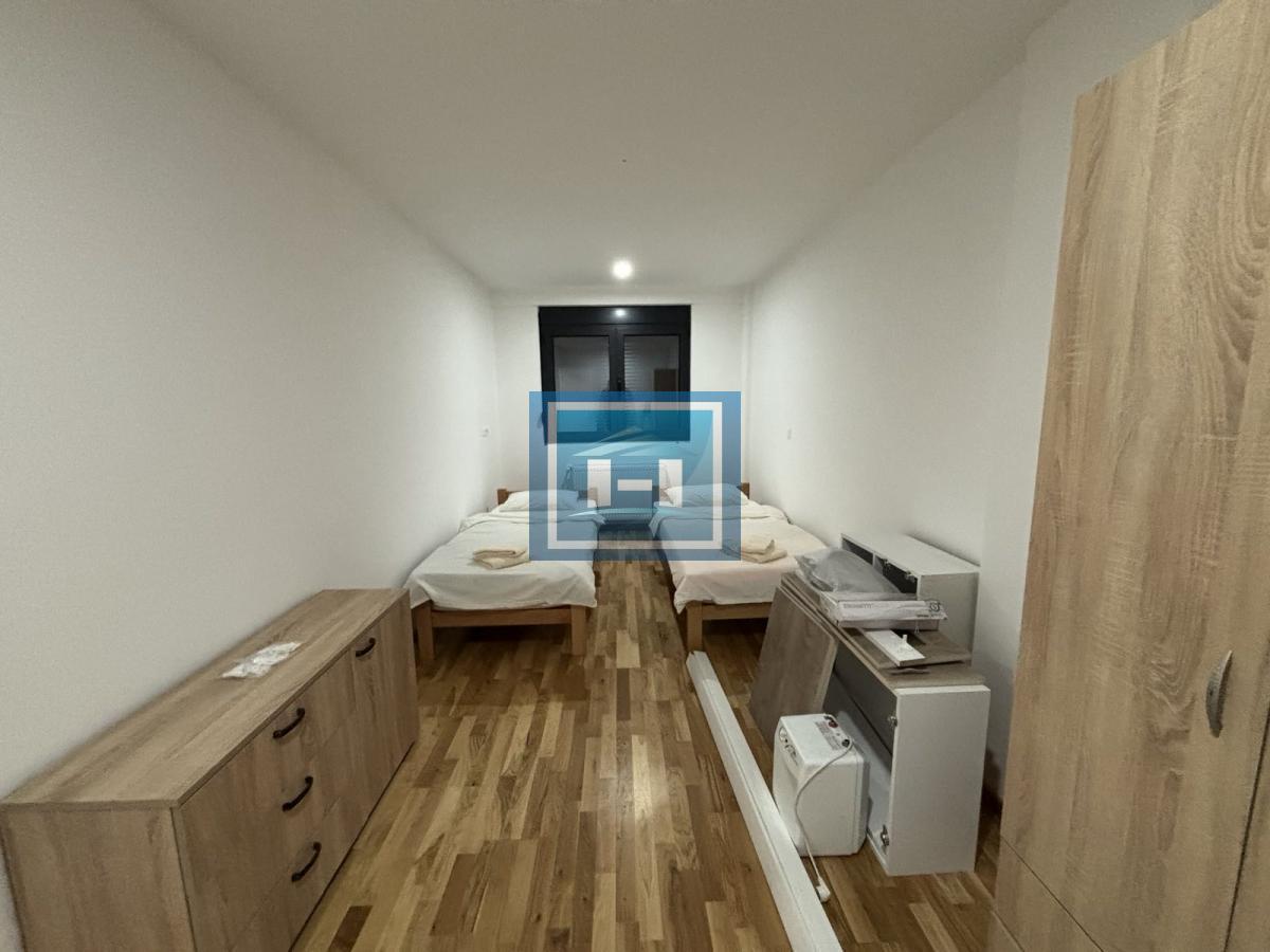 PRODAJE SE NAMEŠTEN STAN U LUKSUZNOM KOMPLEKSU