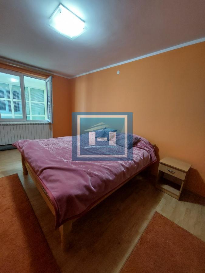 Karadjordjevo brdo-kuća bez ulaganja
