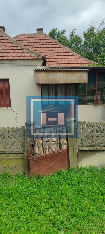 PRILIKA KOJU NE VREDI PROPUSTITI – KUĆA U BRZANU!