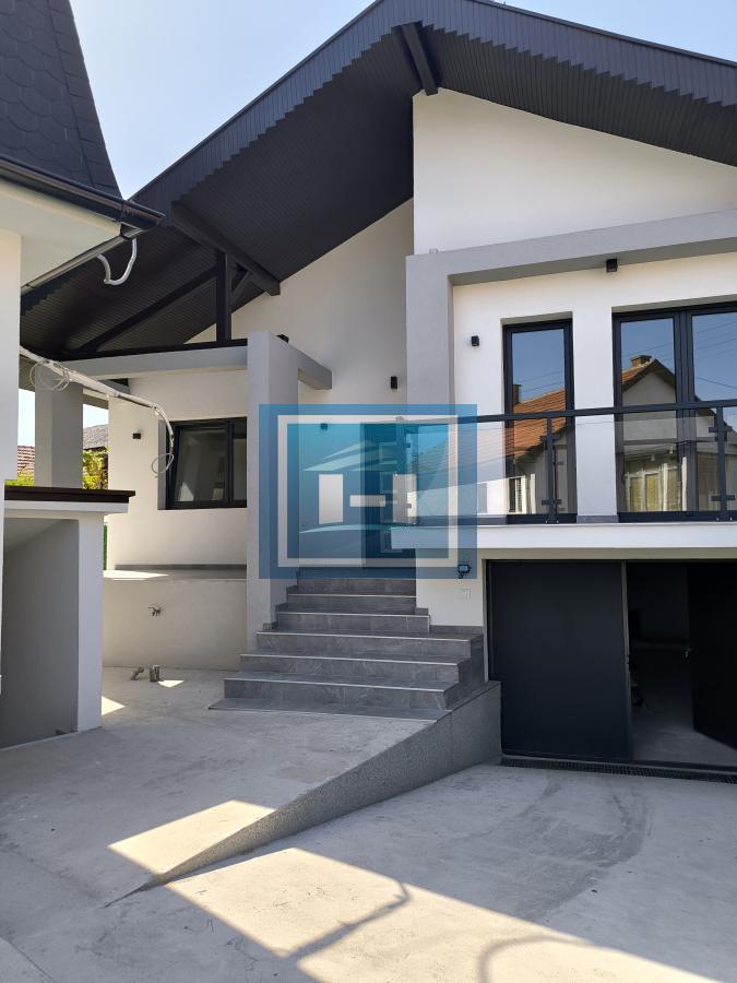 Luksuzna kuća sa dodatnim objektom – spoj elegancije, funkcionalnosti i prestižne lokacije