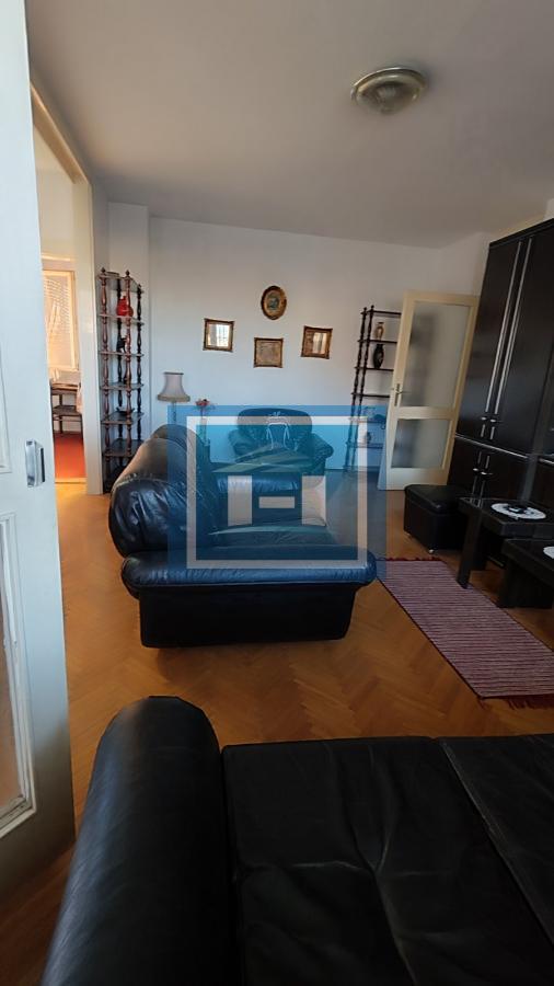 Veći porodični stan koji nudi maksimalni porodični komfor