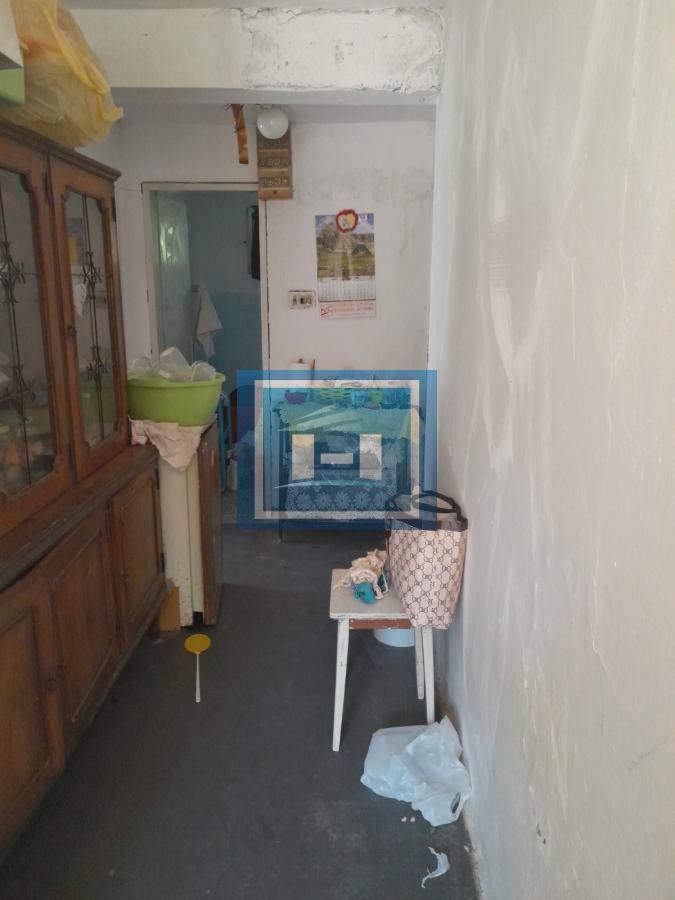 Na prodaju plac od 33 ara sa započetom kućom u Batočini!