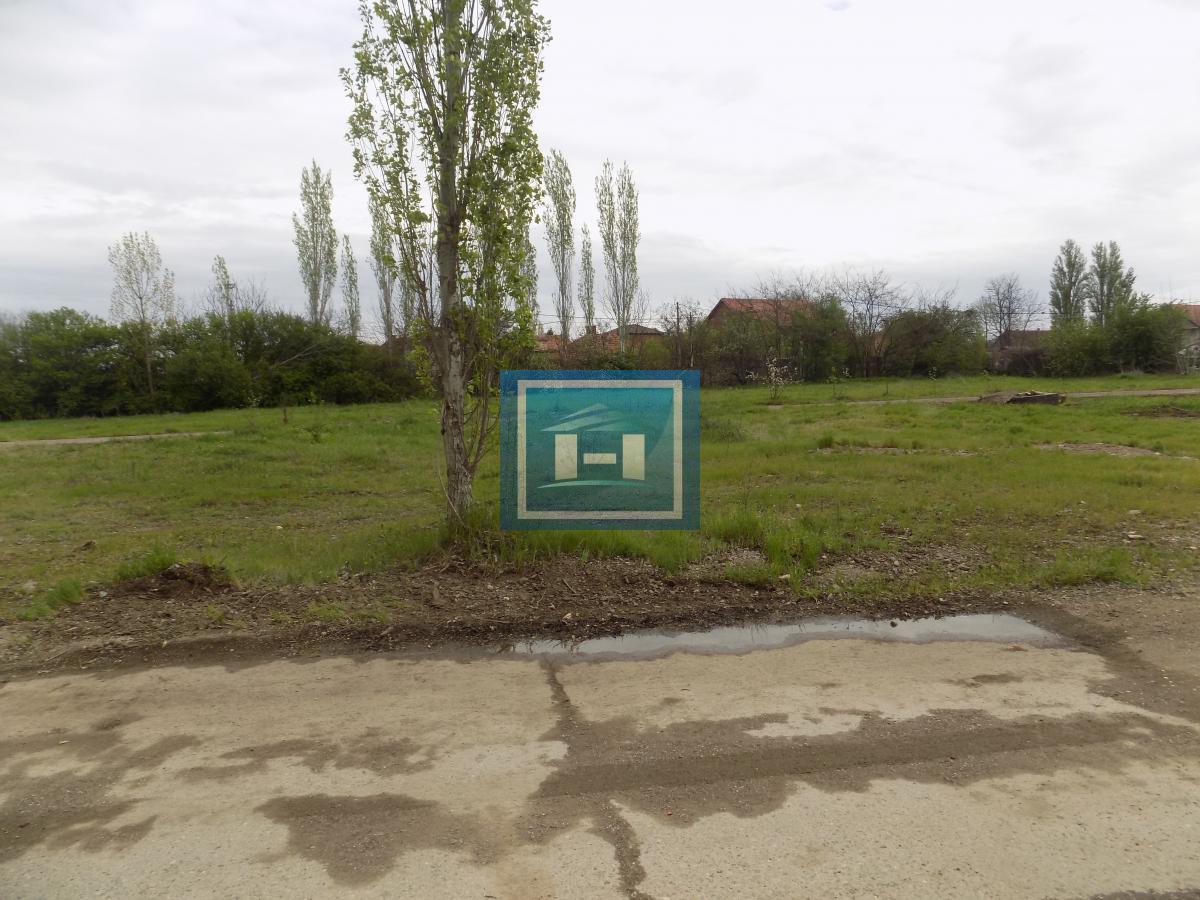 Hala za renoviranje sa kancelarijskim delom