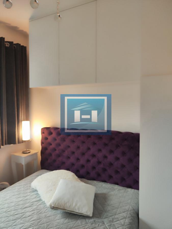 NAMEŠEN JEDNOSOBAN STAN NIŽE SPRATNOSTI U CENTRU JAGODINE