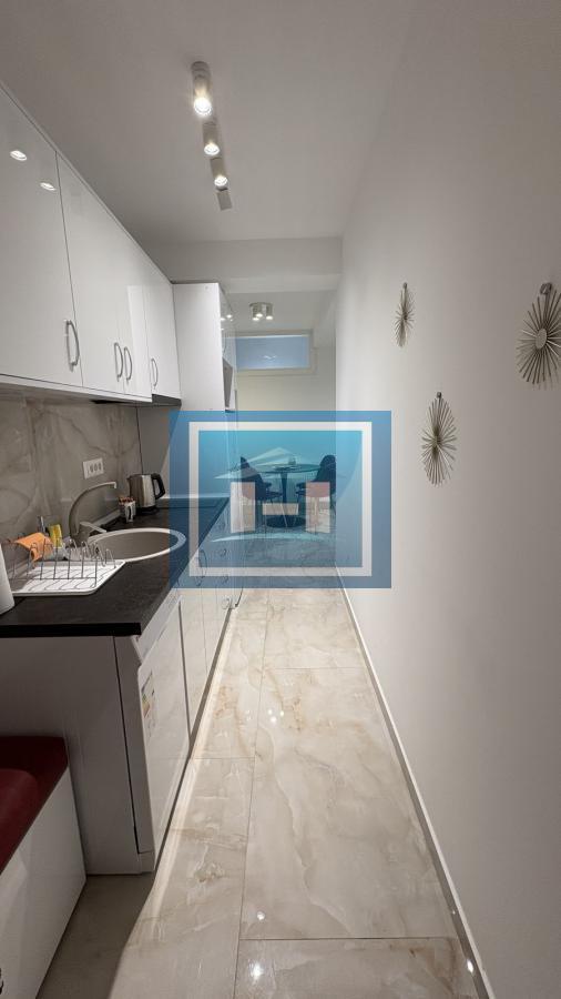 IZDAJE SE LUKSUZAN STAN U KOMPLEKSU CRNJANSKI – 45m²