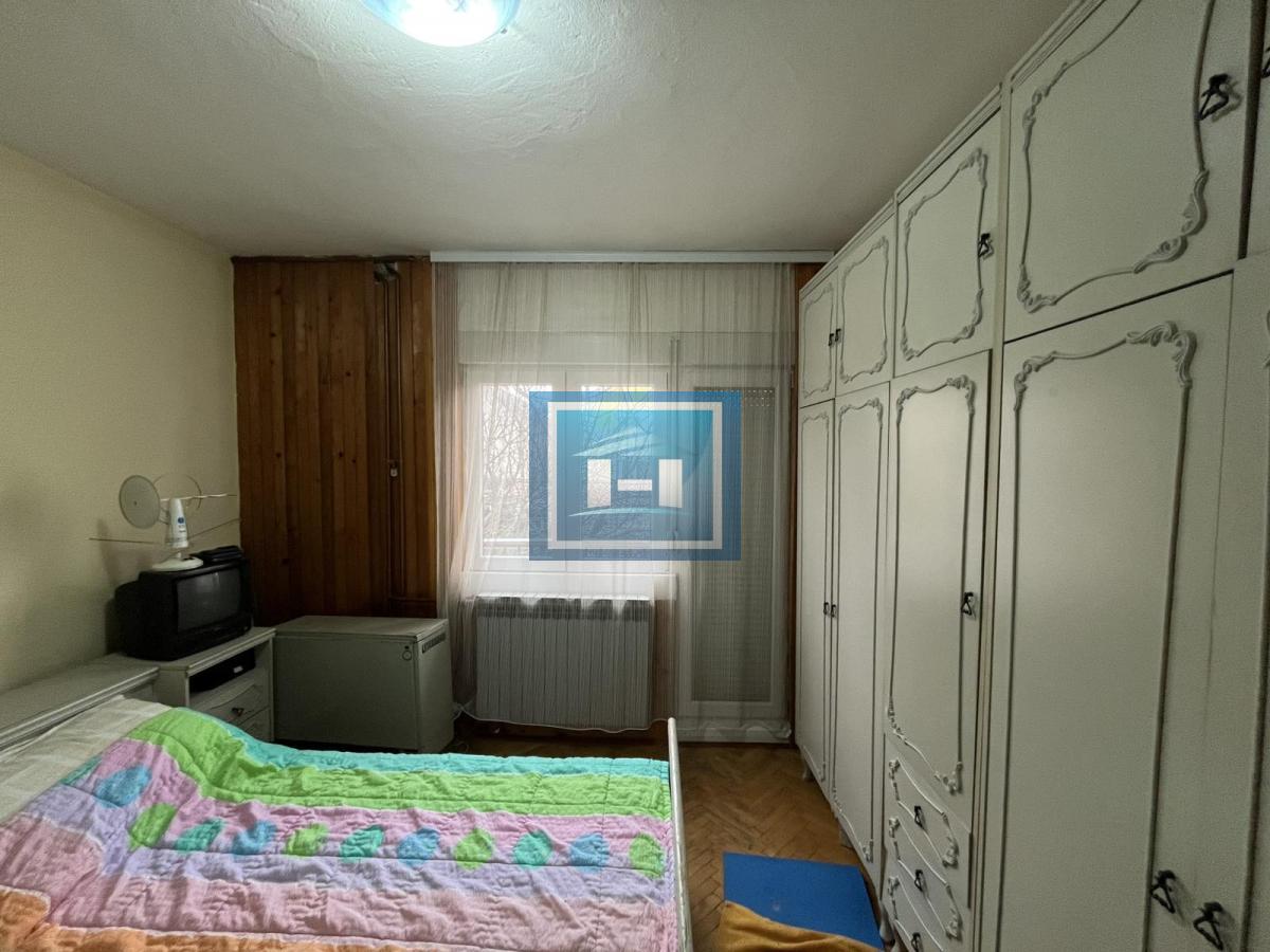 Velika kuća 200m² na mirnoj lokaciji – idealna za veću porodicu