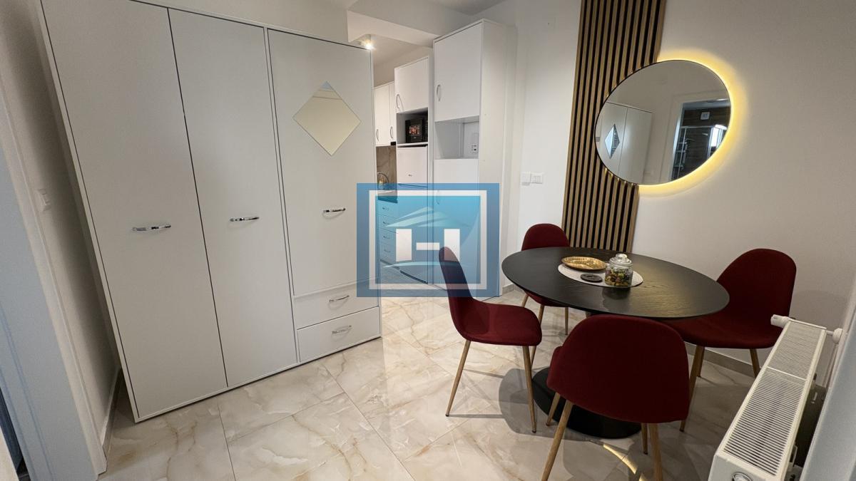 IZDAJE SE LUKSUZAN STAN U KOMPLEKSU CRNJANSKI – 45m²