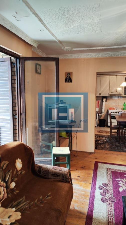 Kuća u centralnom delu Batočine pogodna za višečlane porodice