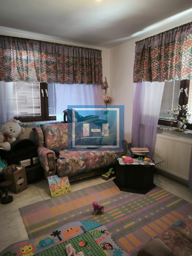 NA PRODAJU – DVE KUĆE + POMOĆNI OBJEKAT – SVE FULL!