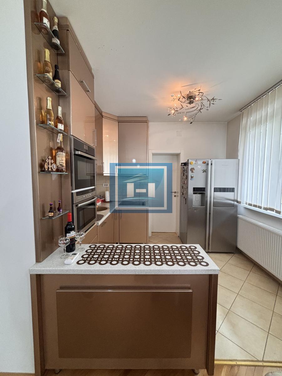 Savršen četvorosoban stan na još boljoj lokaciji