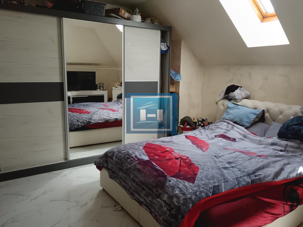 Idealno za preduzetnike – Kuća sa halom i vagom do 60 tona!