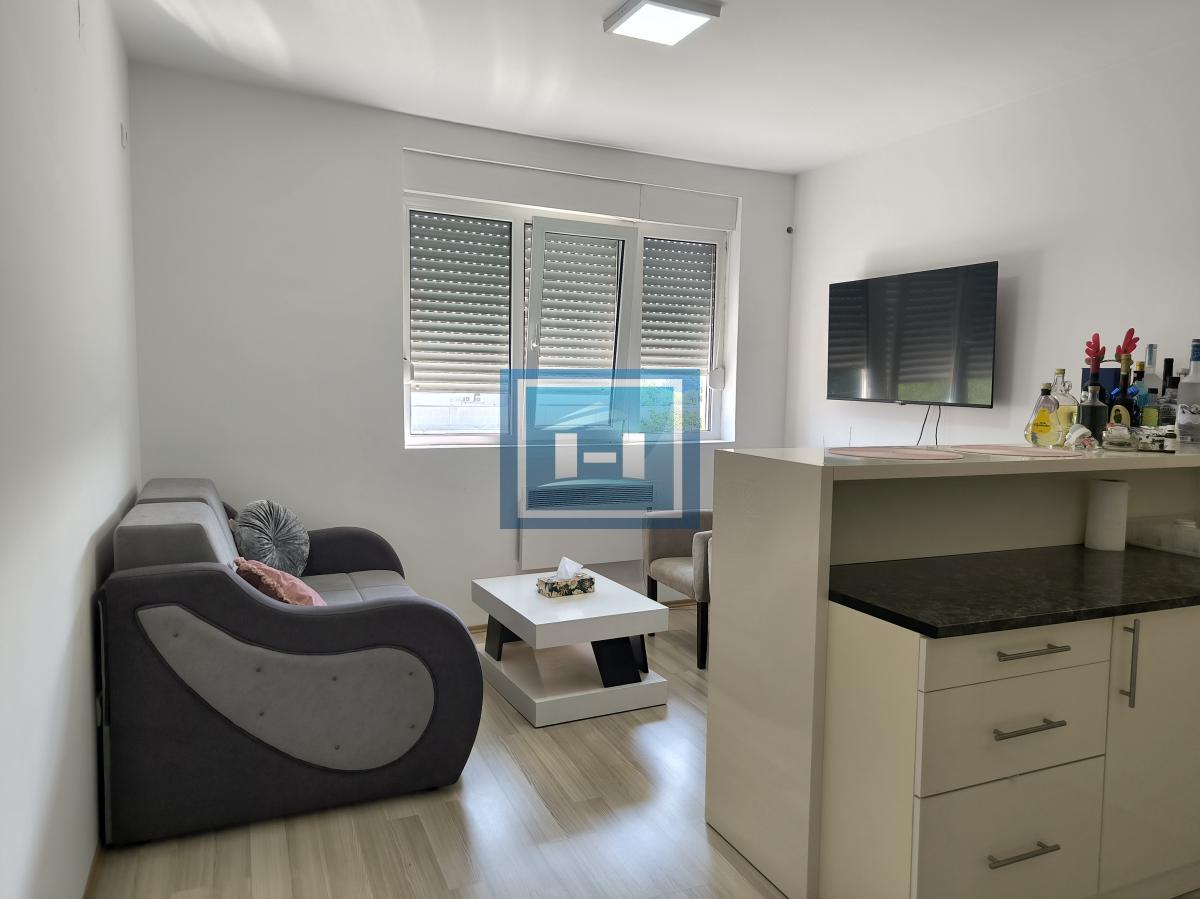 TOP PONUDA – Stan u novogradnji, odmah useljiv!