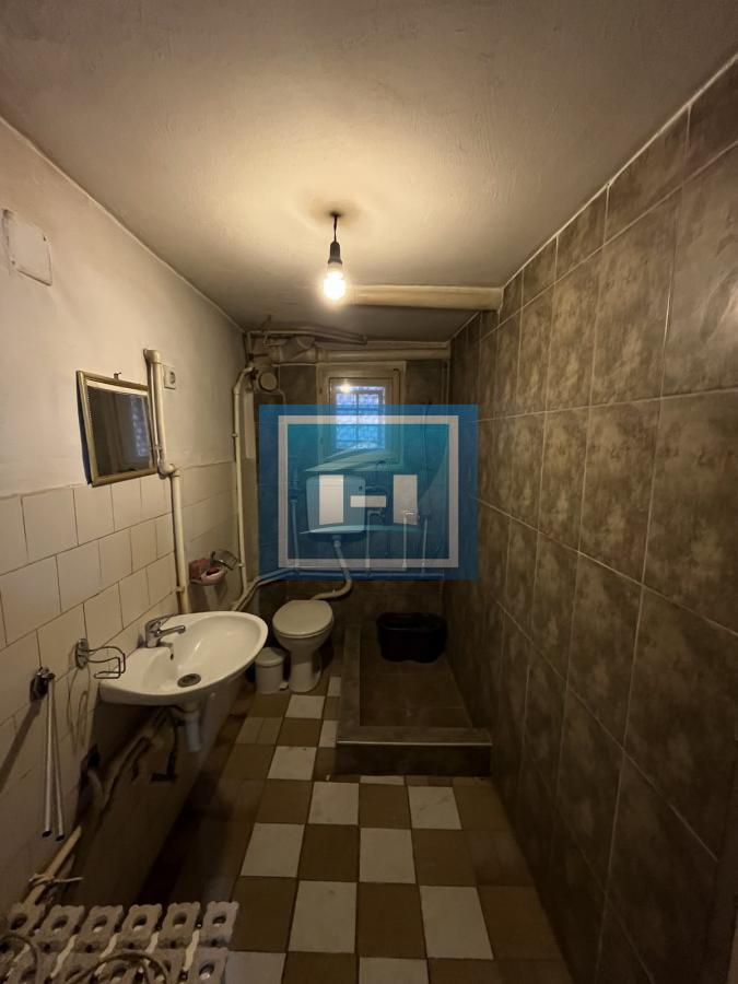 Velika kuća 200m² na mirnoj lokaciji – idealna za veću porodicu