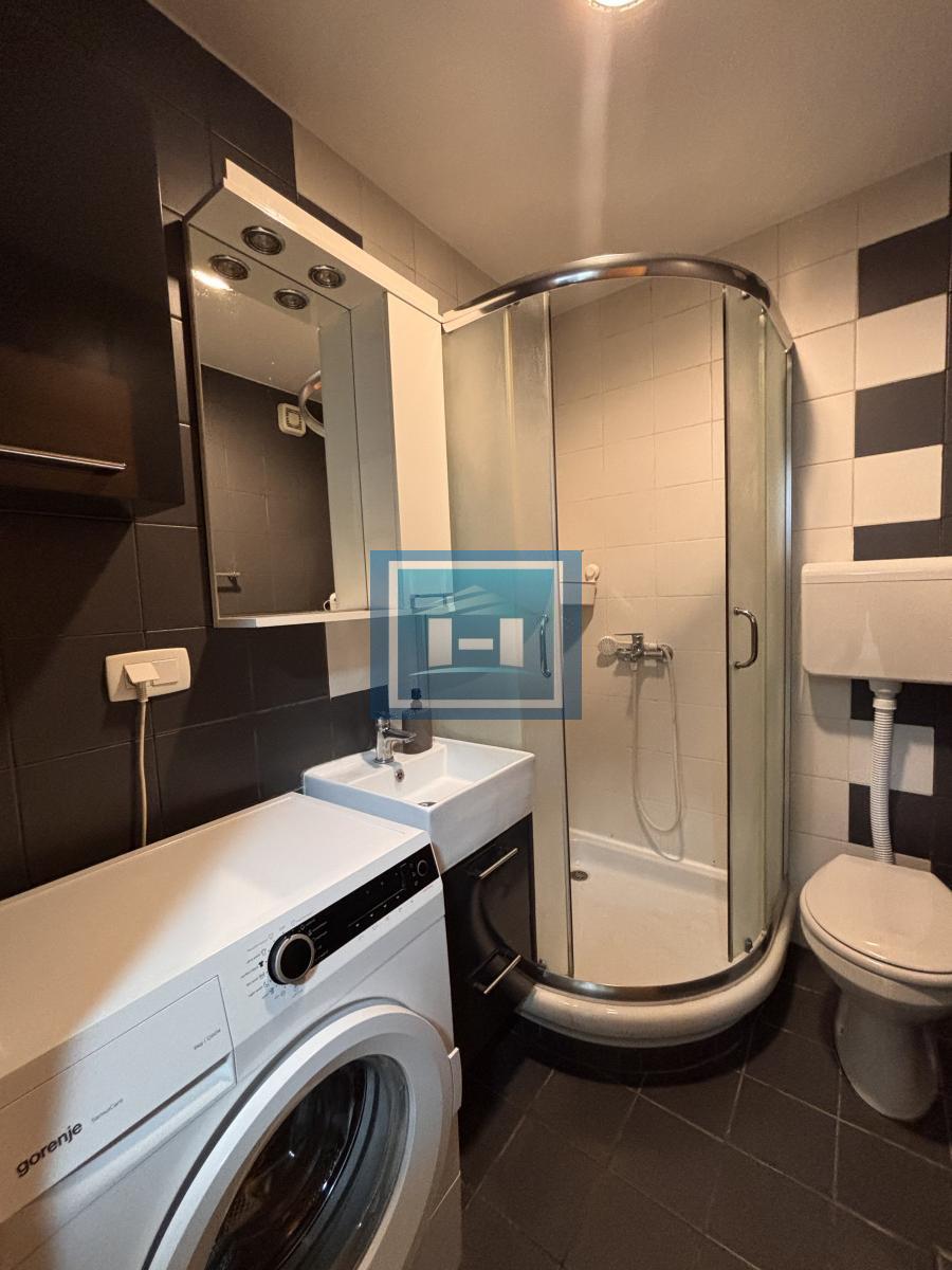 IZDAJE SE JEDNOSOBAN STAN U CENTRU JAGODINE – NOVOGRADNJA, FANTASTIČAN POGLED!