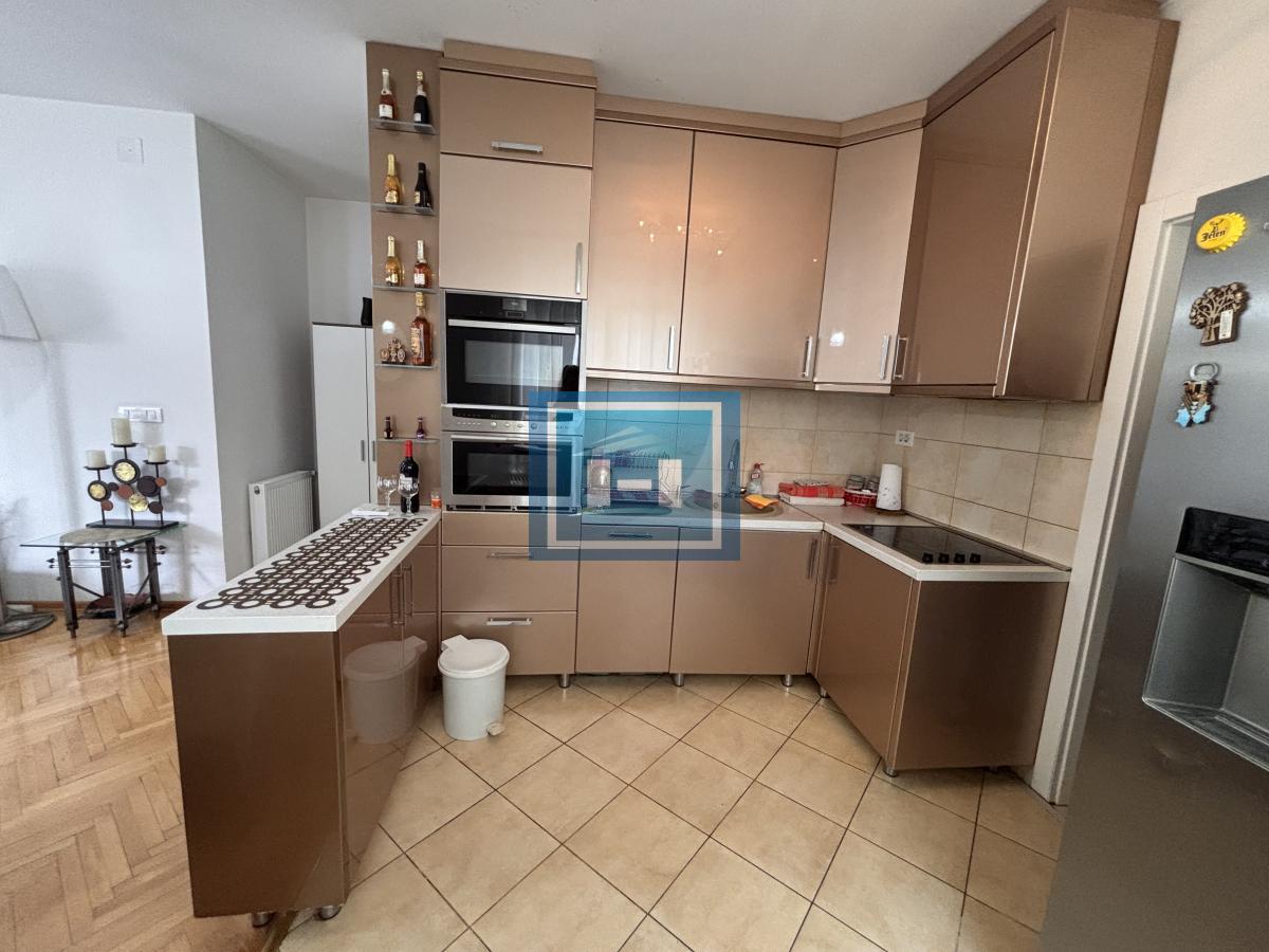 Savršen četvorosoban stan na još boljoj lokaciji