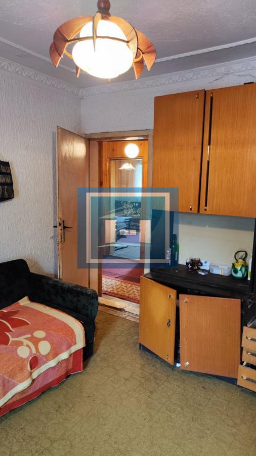 Kuća u centralnom delu Batočine pogodna za višečlane porodice