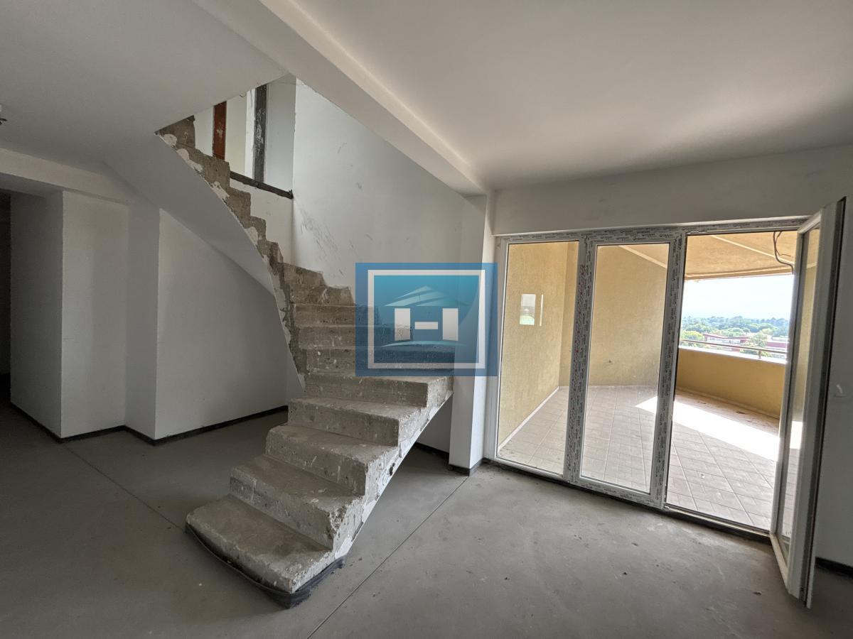 NA PRODAJU – PENTHOUSE U STROGOM CENTRU GRADA | 222 m² NA VRHU ZGRADE