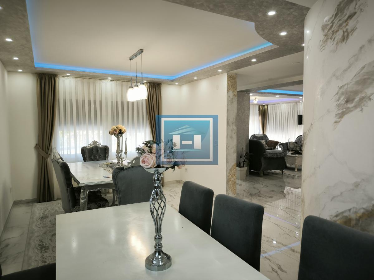 NA PRODAJU – DVE KUĆE + POMOĆNI OBJEKAT – SVE FULL!