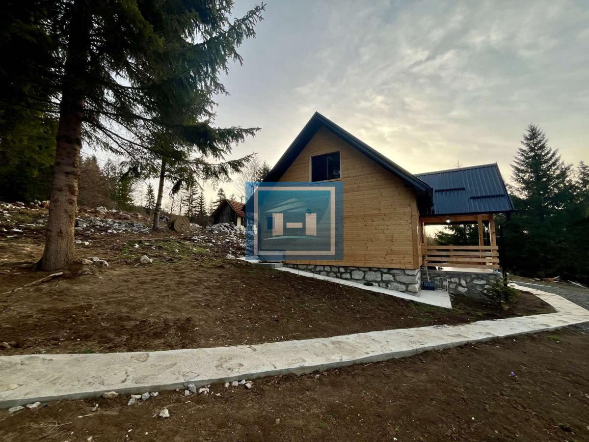 Nova vikendica na Tari