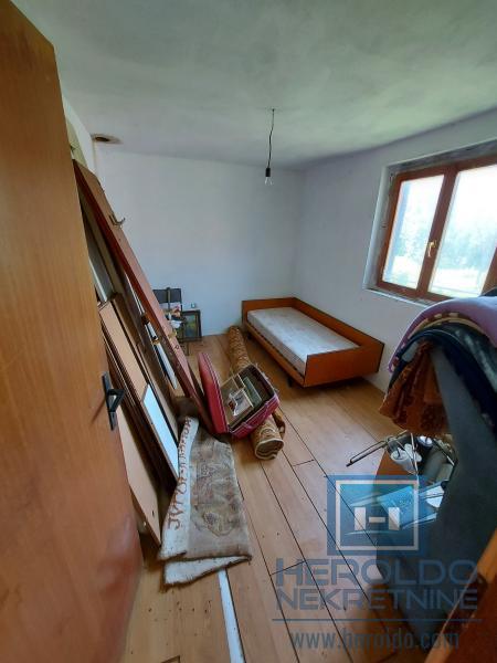 Dve seoske kuće