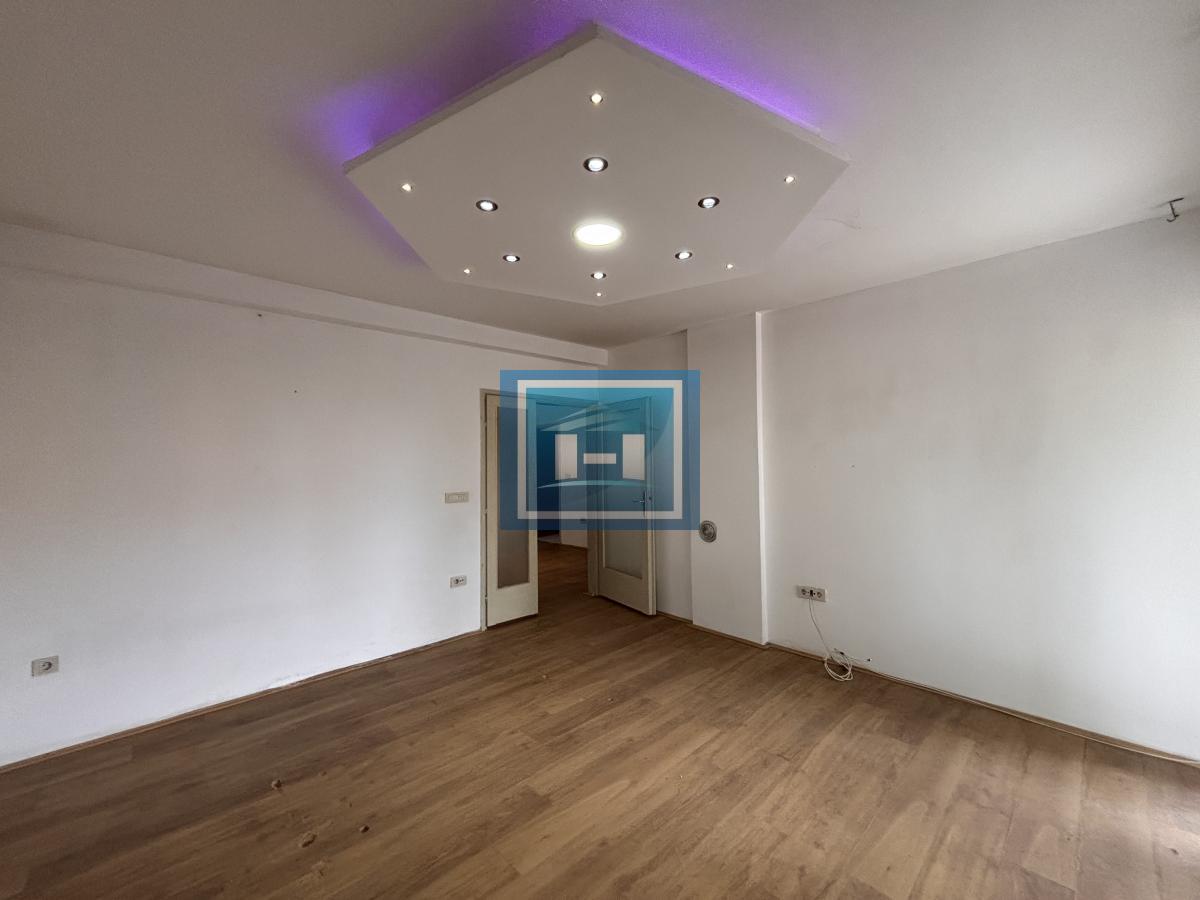 Izdaje se komforan stan -200e