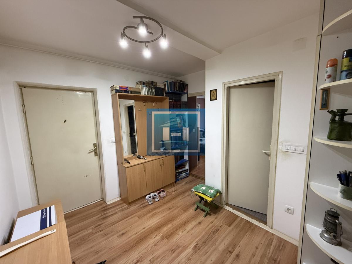 PRODAJE SE STAN – ODLIČNA LOKACIJA, ODLIČAN RASPORED, ODLIČNA PRILIKA!